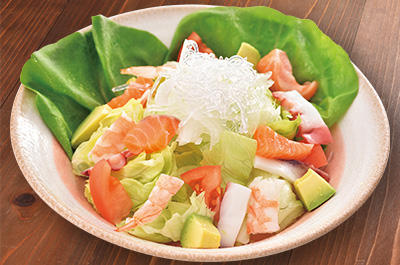 お寿司屋さんのサラダ